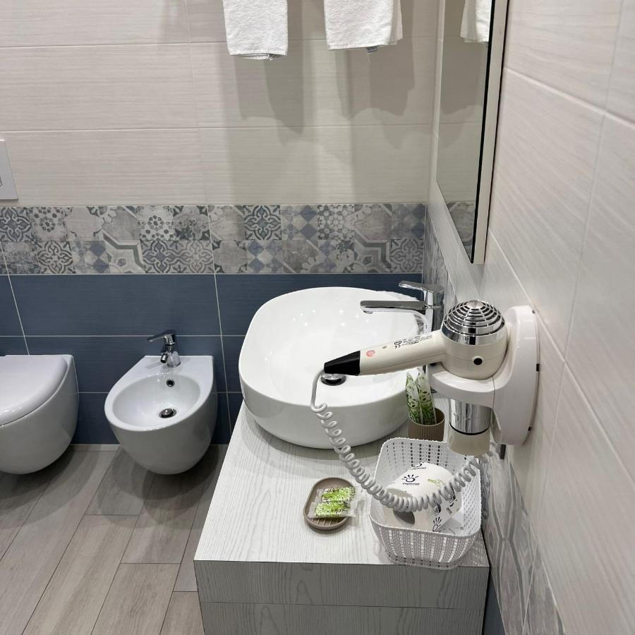 Toledo Regolax Bed & Breakfast Napoli Eksteriør bilde